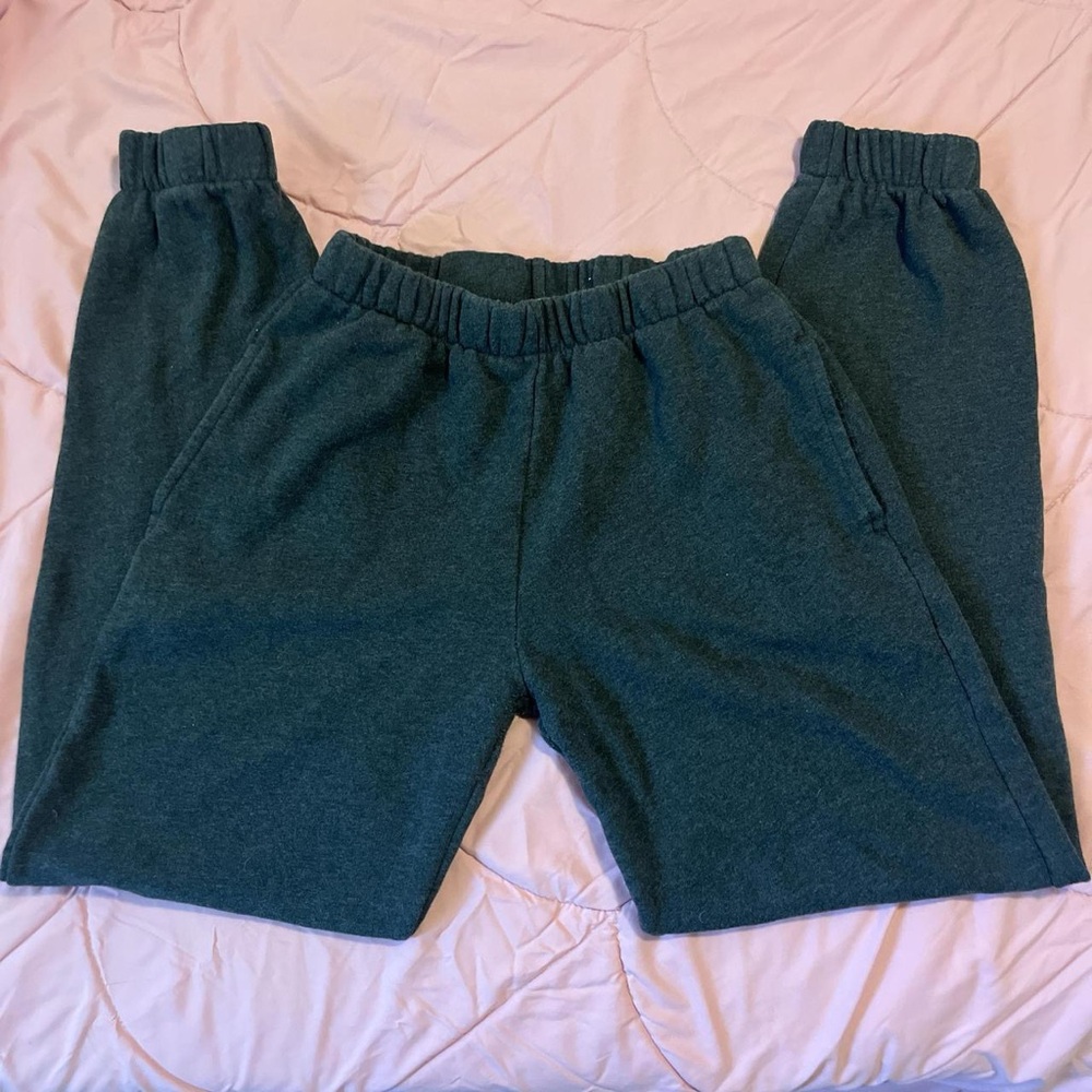 Brandy Melville Rosa Sweatpants